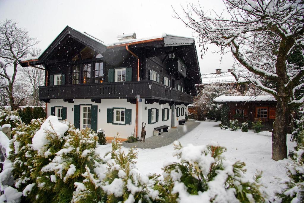 Weberhaus - Adults Only Apartment คิทซ์บือห์ ภายนอก รูปภาพ