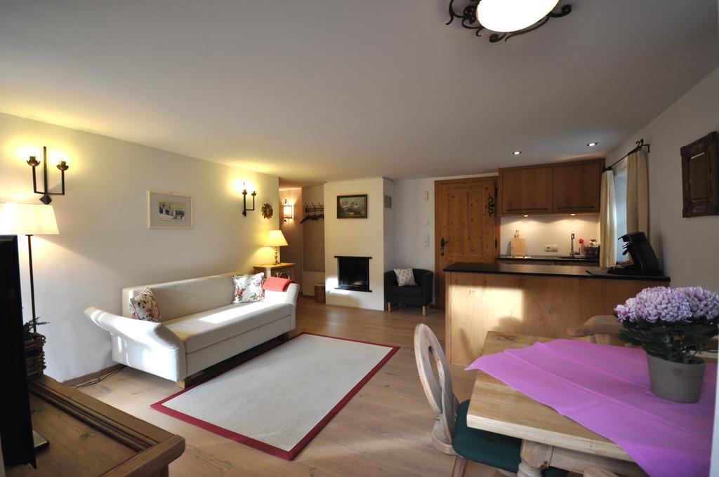 Weberhaus - Adults Only Apartment คิทซ์บือห์ ภายนอก รูปภาพ